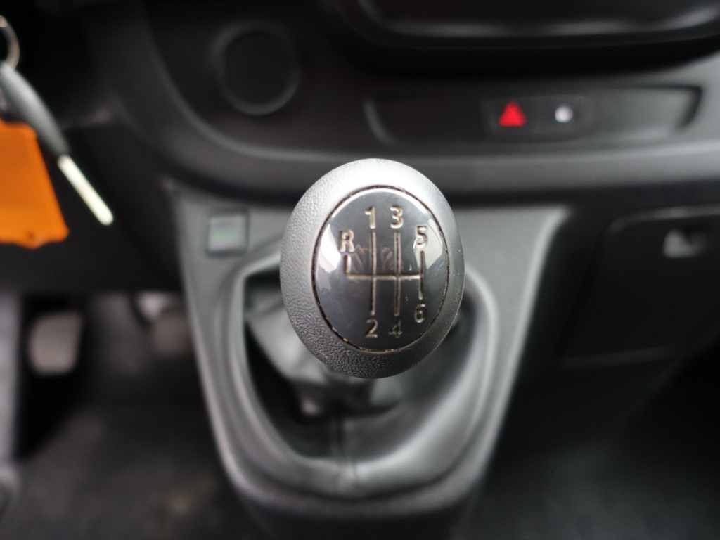 
Renault Trafic 1.6 dCi Euro 6 T29 L2 Luxe- Dubbele Cabine, 6 Pers, Clima, Cruise, Park Assist vol									