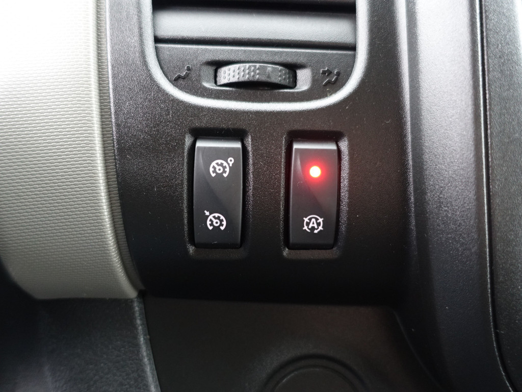 
Renault Trafic 1.6 dCi Euro 6 T29 L2 Luxe- Dubbele Cabine, 6 Pers, Clima, Cruise, Park Assist vol									