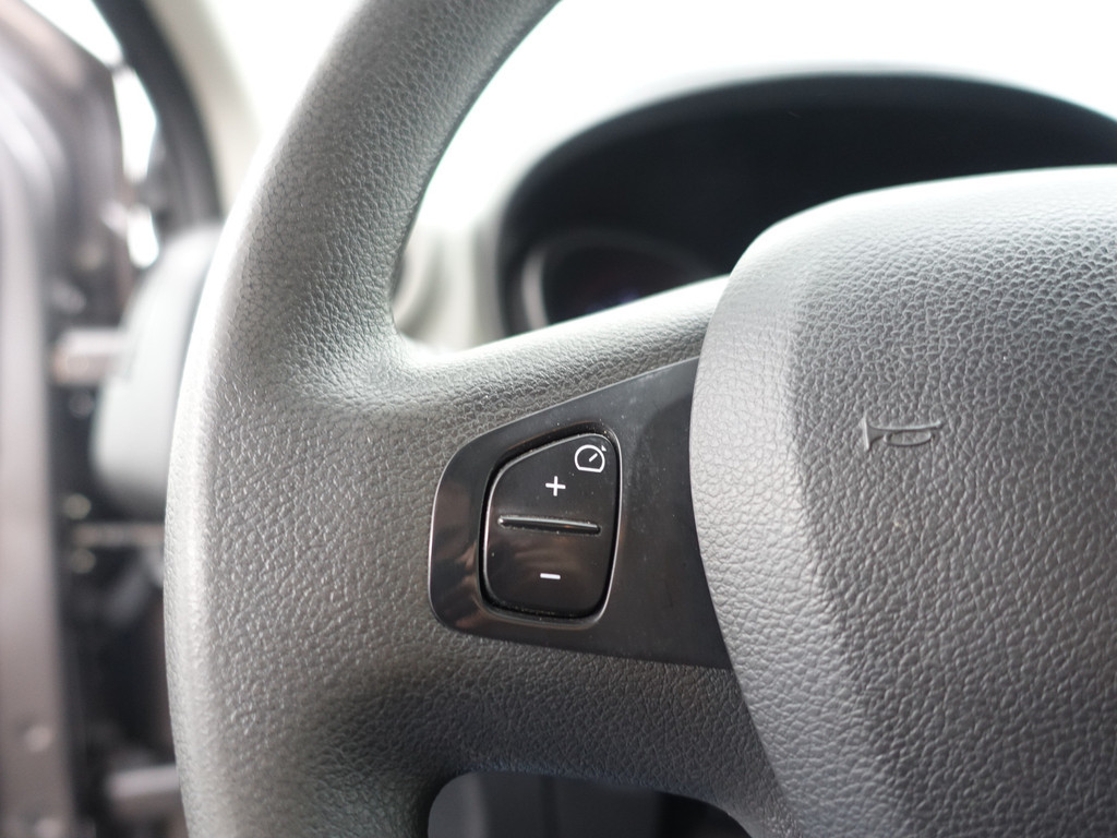 
Renault Trafic 1.6 dCi Euro 6 T29 L2 Sportline- Dubbele Cabine, 6 Pers, Park Assist, Navi, Clima, Cruise, SideBars vol									