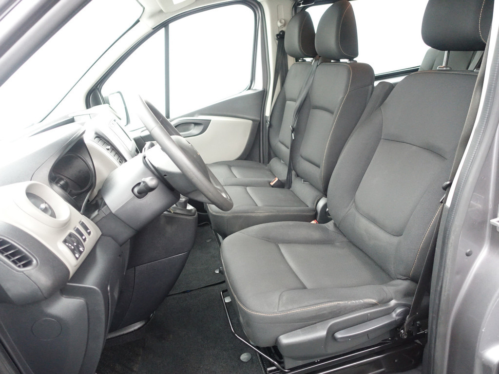 
Renault Trafic 1.6 dCi Euro 6 T29 L2 Sportline- Dubbele Cabine, 6 Pers, Park Assist, Navi, Clima, Cruise, SideBars vol									