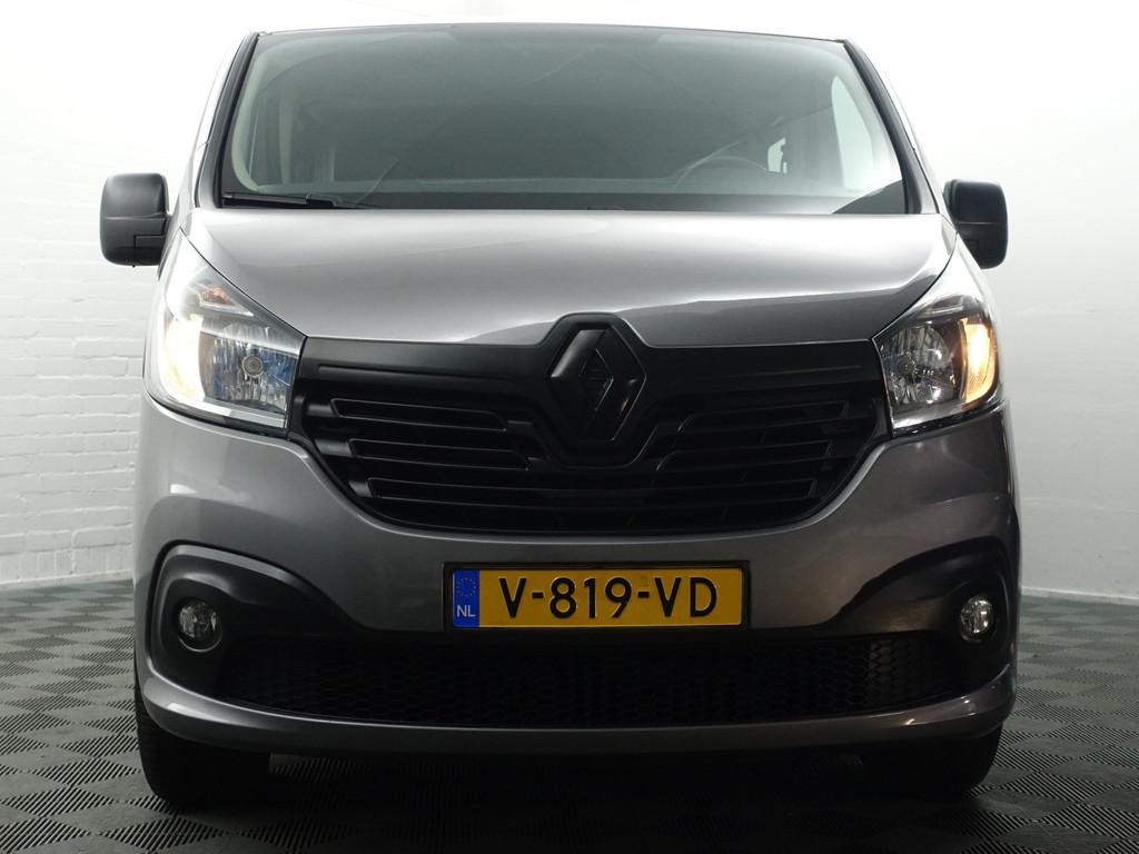 
Renault Trafic 1.6 dCi Euro 6 T29 L2 Sportline- Dubbele Cabine, 6 Pers, Park Assist, Navi, Clima, Cruise, SideBars vol									