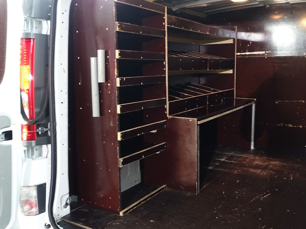 
Renault Trafic 2.0 dCi T29 L1 Aut- 3 Pers, Imperiaal, Navi, Park Assist, Cruise, Clima, Grijs Kenteken vol									