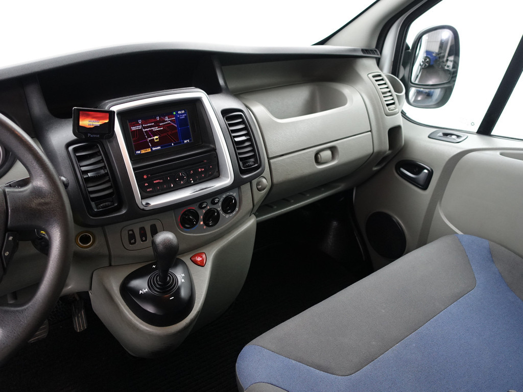 
Renault Trafic 2.0 dCi T29 L1 Aut- 3 Pers, Imperiaal, Navi, Park Assist, Cruise, Clima, Grijs Kenteken vol									