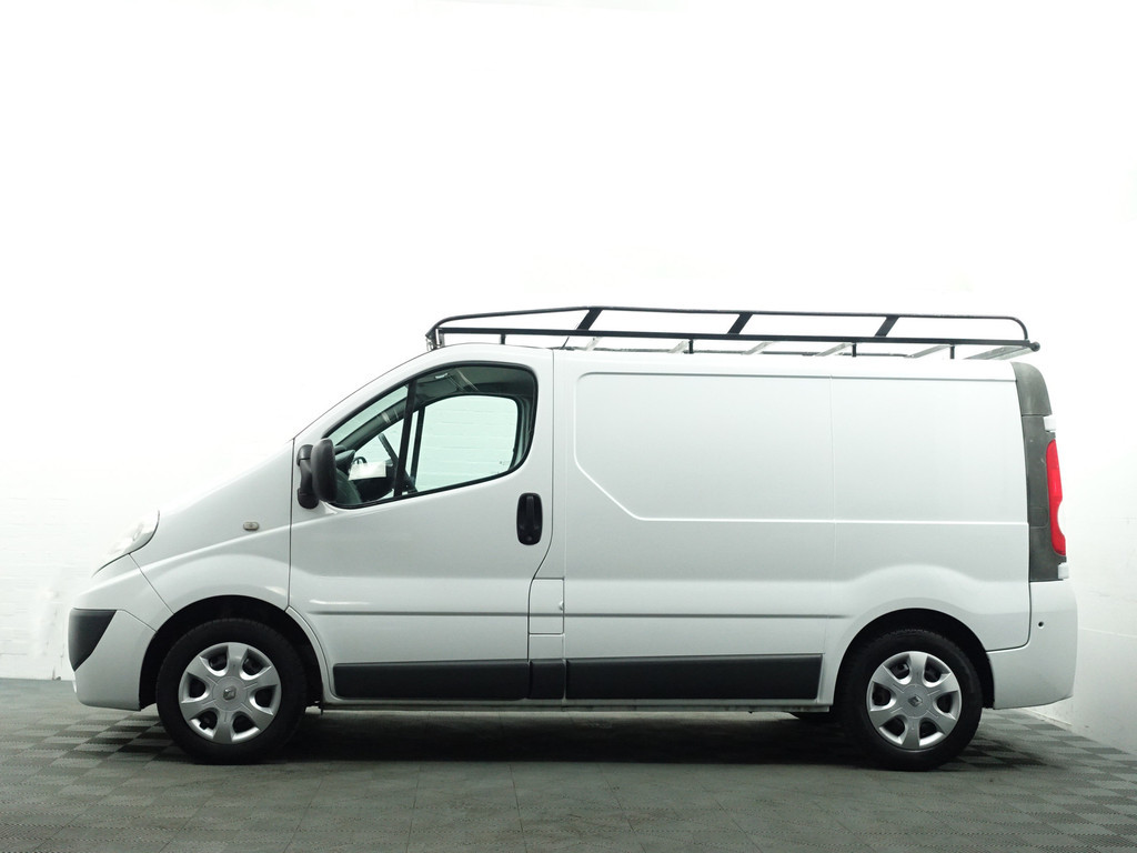 
Renault Trafic 2.0 dCi T29 L1 Aut- 3 Pers, Imperiaal, Navi, Park Assist, Cruise, Clima, Grijs Kenteken vol									
