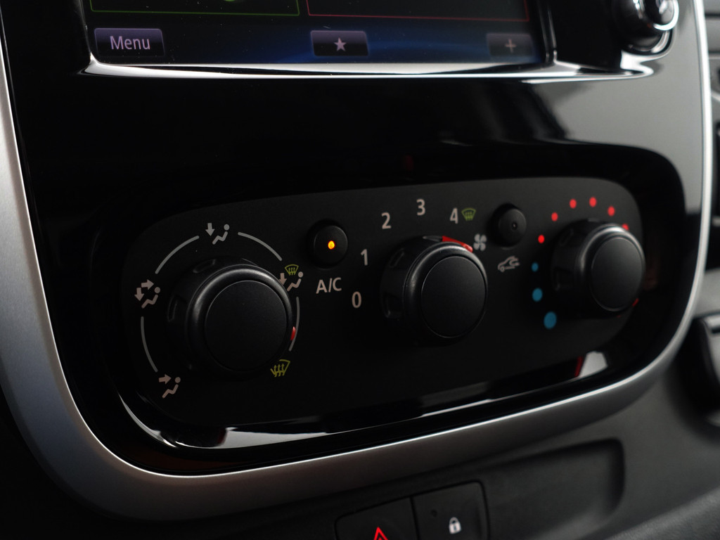 
Renault Trafic 1.6 dCi Euro 6 T29 L2 Luxe- Dubbele Cabine, 5/6 Pers, Keyless, Park Assist, Cruise, Clima vol									