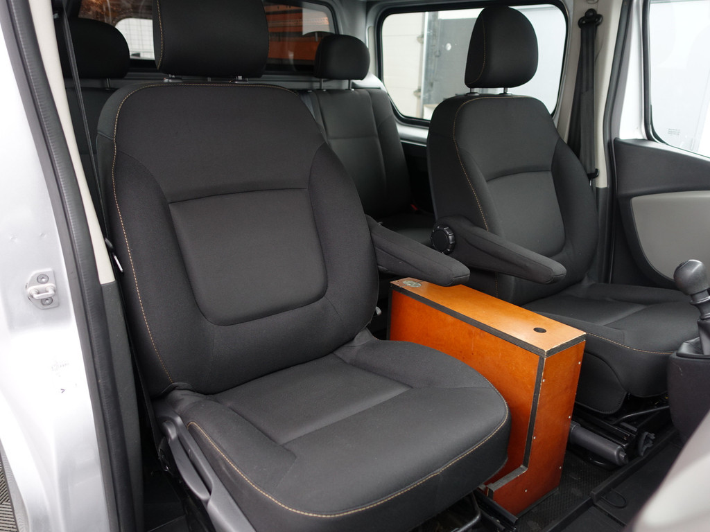 
Renault Trafic 1.6 dCi Euro 6 T29 L2 Luxe- Dubbele Cabine, 5/6 Pers, Keyless, Park Assist, Cruise, Clima vol									