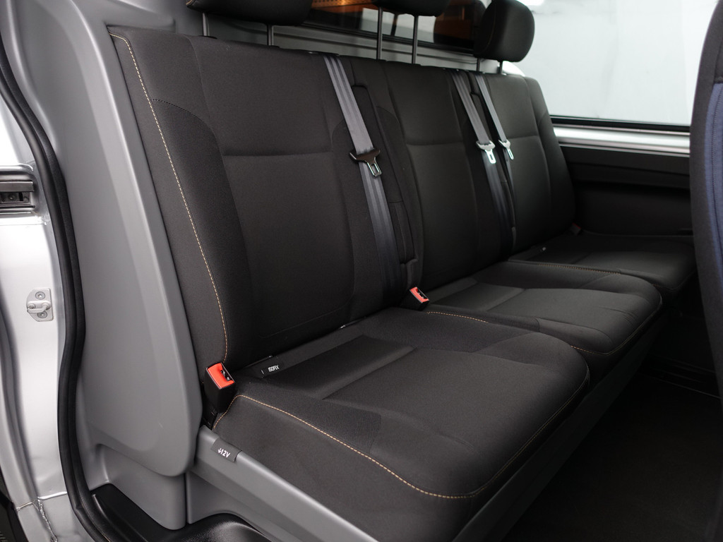 
Renault Trafic 1.6 dCi Euro 6 T29 L2 Sportline- Dubbele Cabine, 5/6 Pers, Keyless, Park Assist, Cruise, Clima, Sport Interieur vol									