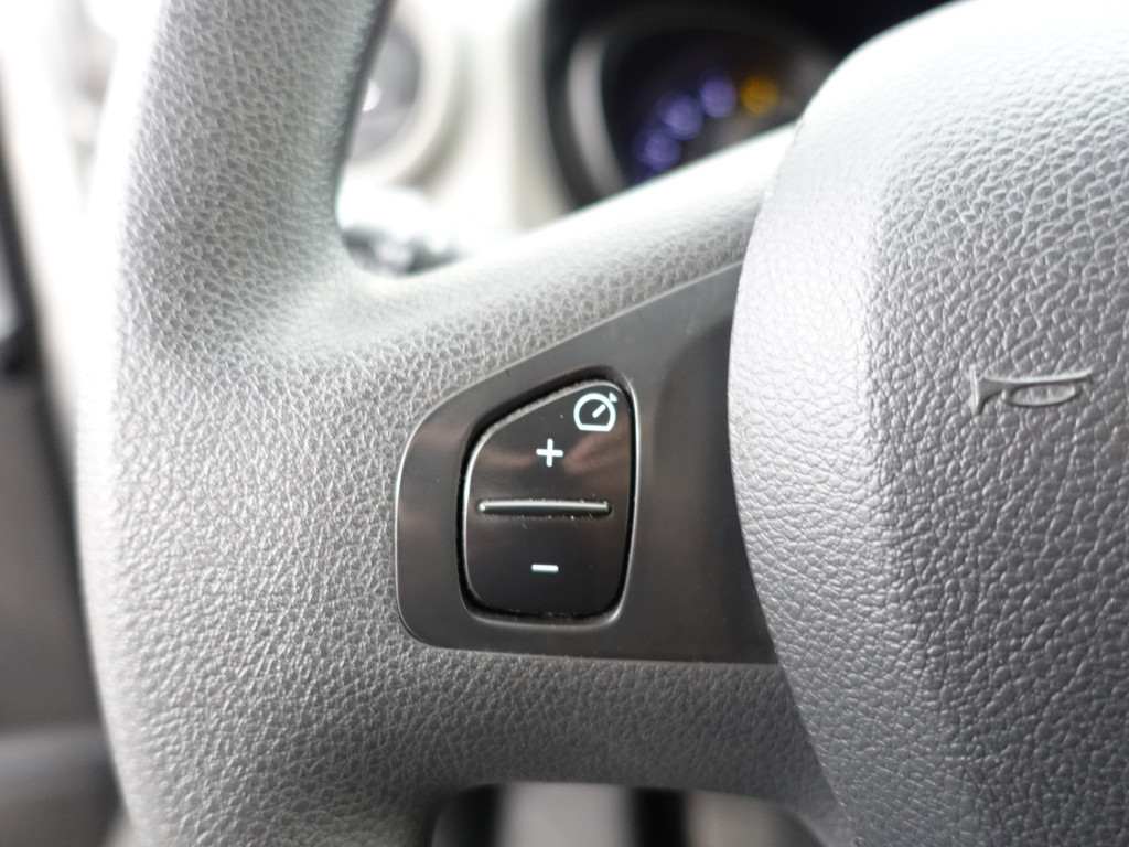 
Renault Trafic 1.6 dCi Euro 6 T29 L2 Sportline- Dubbele Cabine, 5/6 Pers, Keyless, Park Assist, Cruise, Clima, Sport Interieur vol									