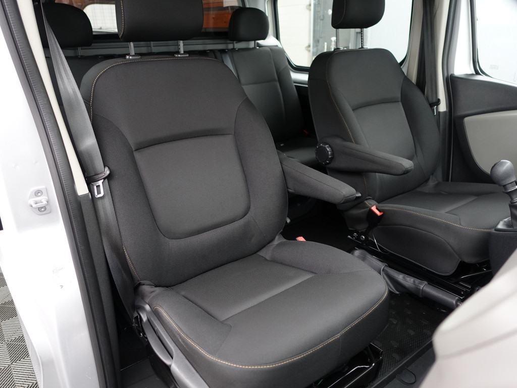 
Renault Trafic 1.6 dCi Euro 6 T29 L2 Sportline- Dubbele Cabine, 5/6 Pers, Keyless, Park Assist, Cruise, Clima, Sport Interieur vol									