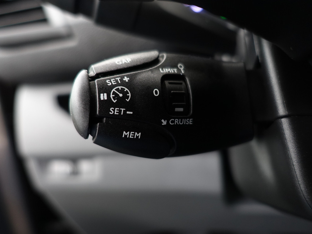 
Toyota ProAce 2.0 D-4D 177pk Sportline Aut- Design Leder, Camera, Keyless, Carplay, Ada Cruise, Trekhaak, Clima vol									