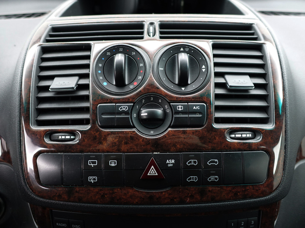 
Mercedes-Benz Vito 116 CDI Lang Avantgarde Aut- 9 Pers, Park Assist, Clima, Cruise, Xenon vol									