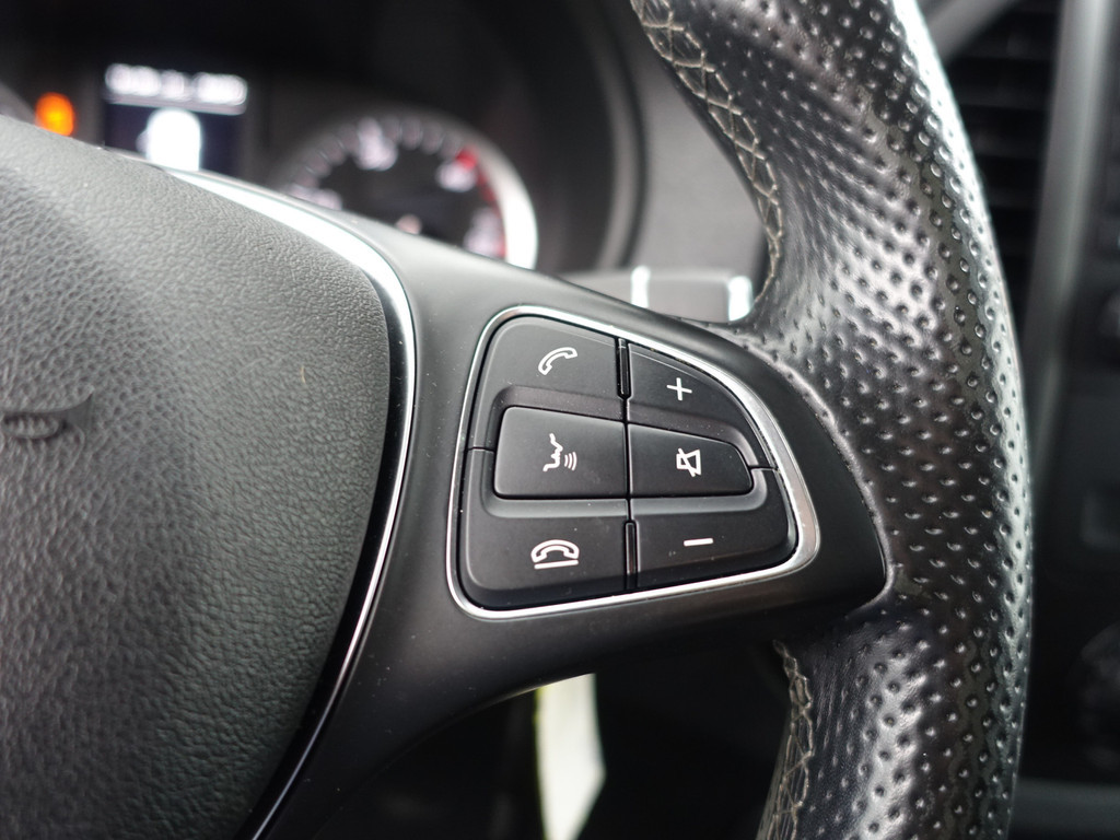 
Mercedes-Benz Vito 116 CDI Lang AMG Night Edition Aut- Dubbele Cabine, 5/6 Pers, Standkachel, Lane Assist, Park Assist, Camera, Navi vol									