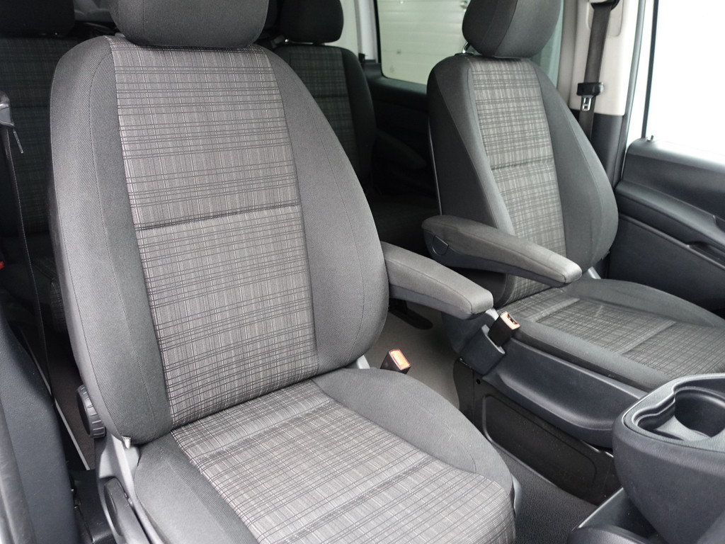 
Mercedes-Benz Vito 116 CDI Lang AMG Night Edition Aut- Dubbele Cabine, 5/6 Pers, Standkachel, Lane Assist, Park Assist, Camera, Navi vol									