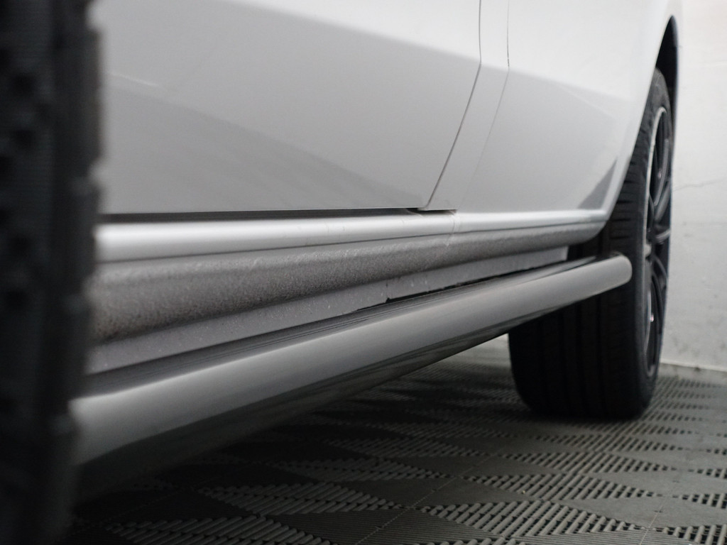 
Mercedes-Benz Vito 116 CDI Lang AMG Night Edition Aut- Dubbele Cabine, 5/6 Pers, Standkachel, Lane Assist, Park Assist, Camera, Navi vol									