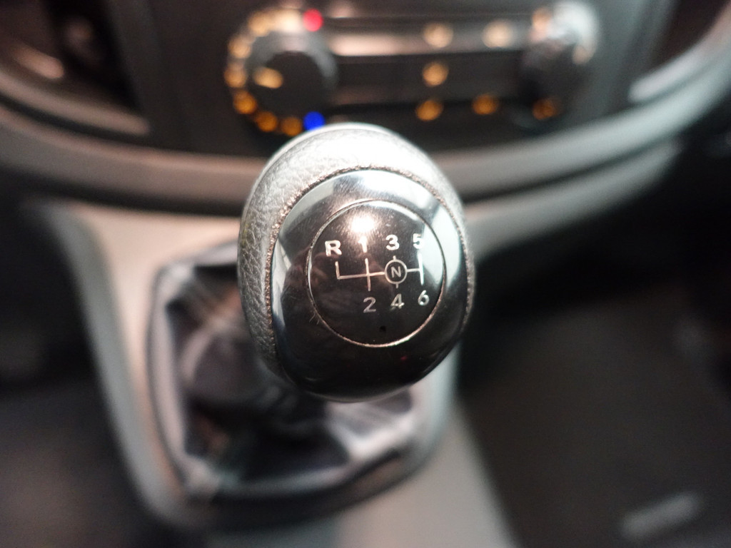 
Mercedes-Benz Vito 109 CDI Functional Extra Lang L3H1 – Navi, Cruise, Airco, Grijs Kenteken vol									