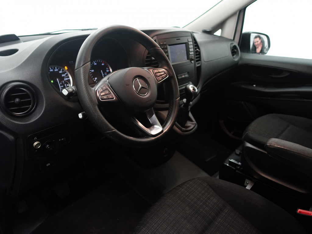 
Mercedes-Benz Vito 111 CDI Lang L2- Park Assist, Trekhaak, Navi, Clima, Cruise, Grijs Kenteken vol									