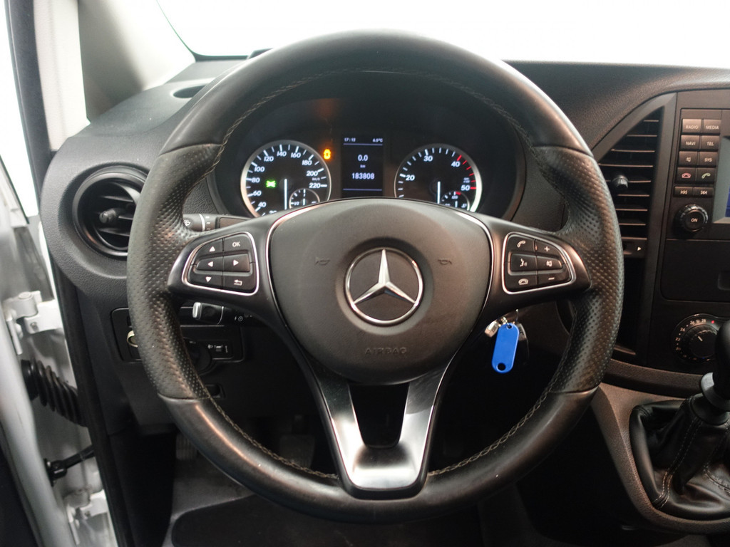 
Mercedes-Benz Vito 111 CDI Lang L2- Park Assist, Trekhaak, Navi, Clima, Cruise, Grijs Kenteken vol									