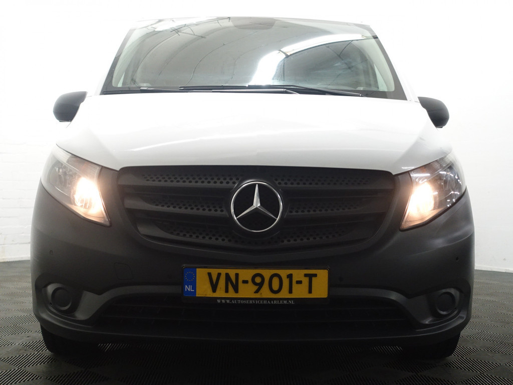 
Mercedes-Benz Vito 111 CDI Lang L2- Park Assist, Trekhaak, Navi, Clima, Cruise, Grijs Kenteken vol									