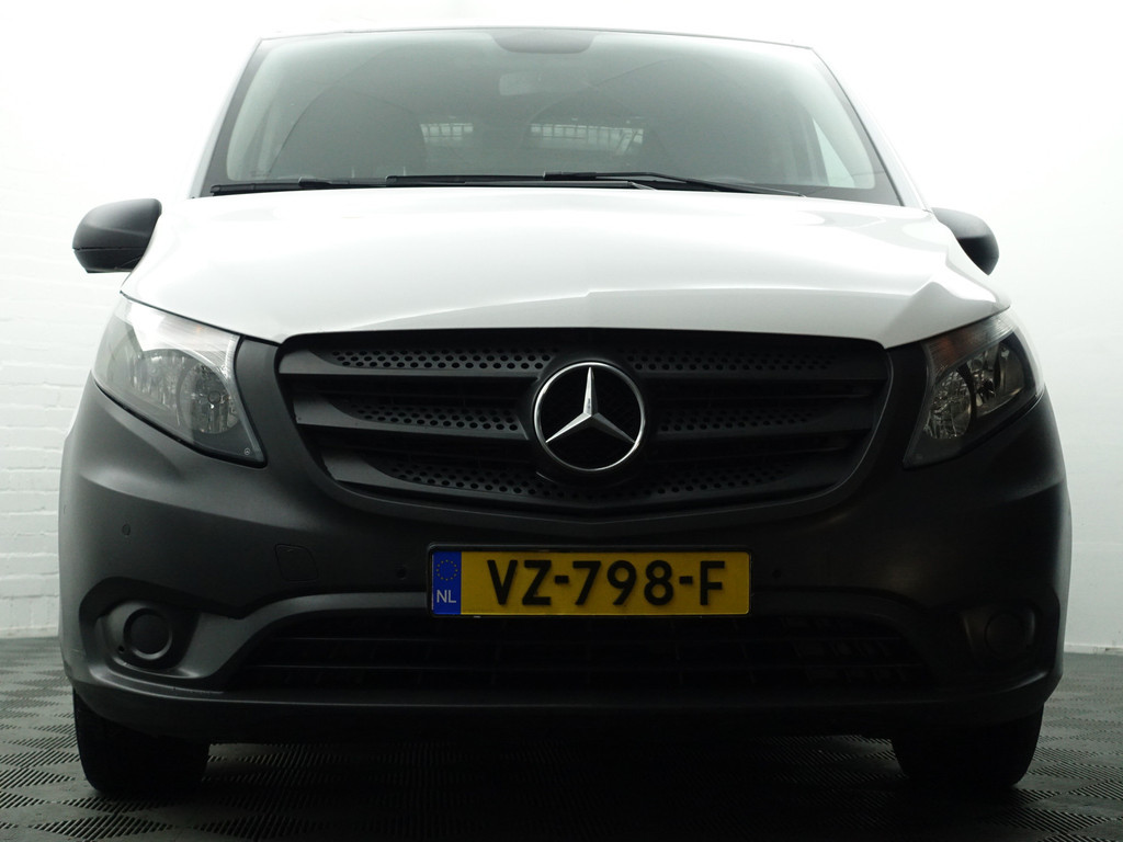 
Mercedes-Benz Vito 114 CDI Euro 6 Lang Aut- Camera, Navi, Park Assist, Trekhaak, Clima, Cruise, Comfort Interieur vol									