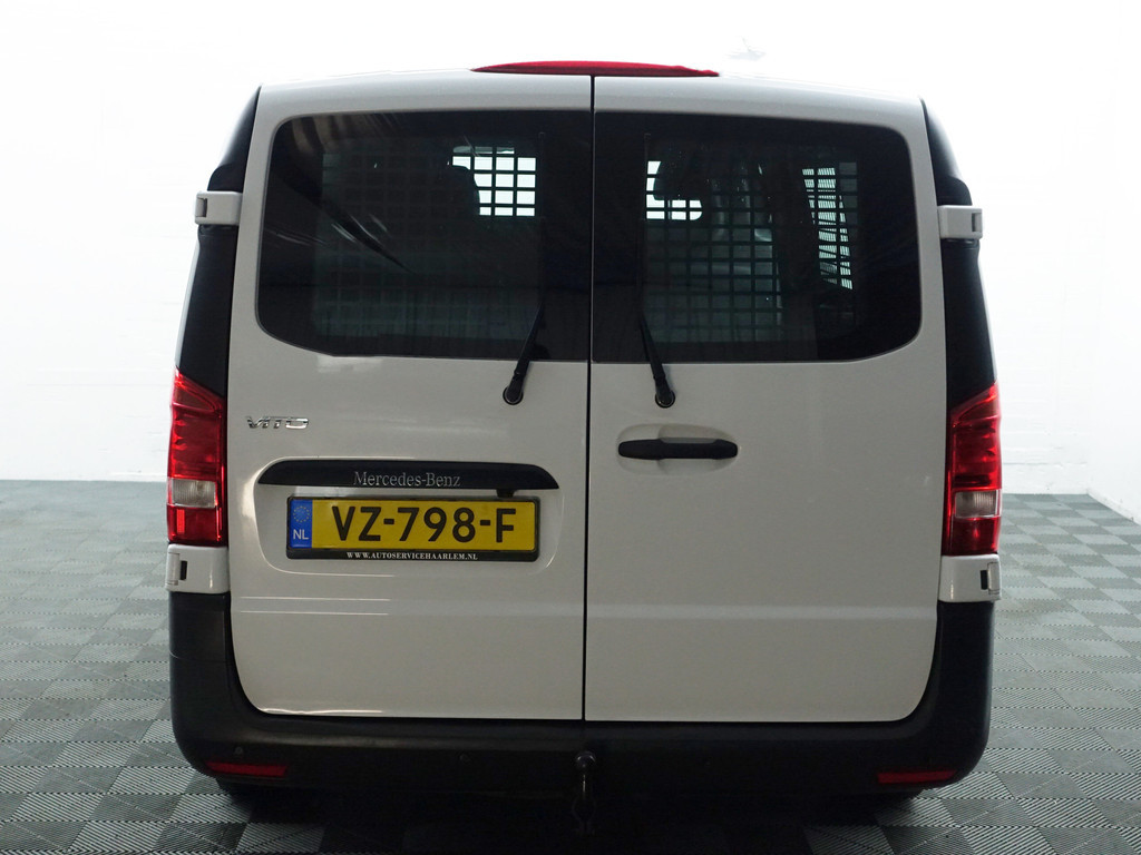 
Mercedes-Benz Vito 114 CDI Euro 6 Lang Aut- Camera, Navi, Park Assist, Trekhaak, Clima, Cruise, Comfort Interieur vol									