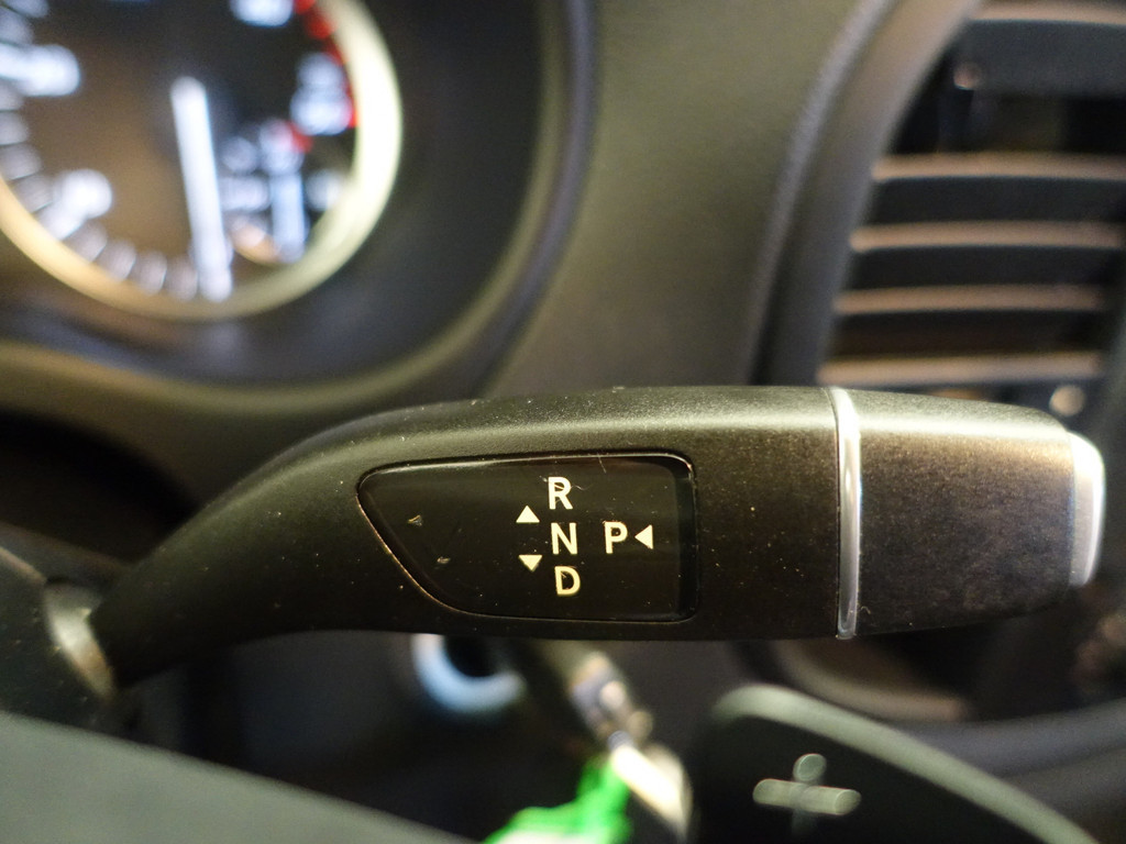 
Mercedes-Benz Vito 114 CDI Euro 6 Lang Aut- Camera, Navi, Sidebars, Dynamic Select, Clima, Cruise vol									
