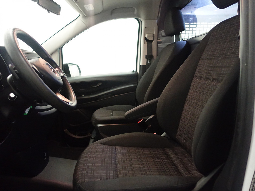 
Mercedes-Benz Vito 114 CDI Euro 6 Lang Aut- Camera, Navi, Sidebars, Dynamic Select, Clima, Cruise vol									