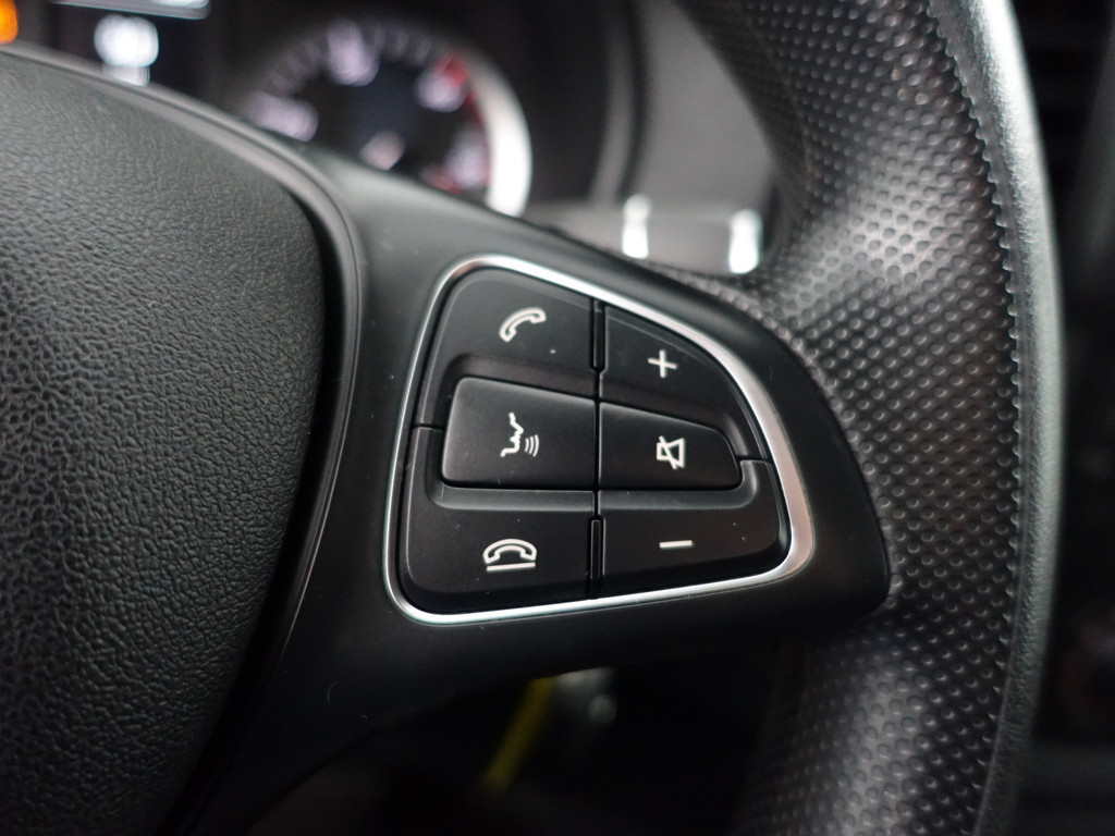 
Mercedes-Benz Vito 116 CDI Extra Lang AMG Night Edition Aut- Dubbele Cabine, 6 Pers, Xenon Led Matrix, Dynamic Select, Cruise, Trekhaak vol									