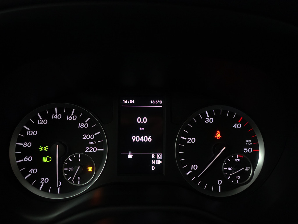 
Mercedes-Benz Vito 116 CDI Extra Lang AMG Night Edition Aut- Dubbele Cabine, 6 Pers, Xenon Led Matrix, Dynamic Select, Cruise, Trekhaak vol									