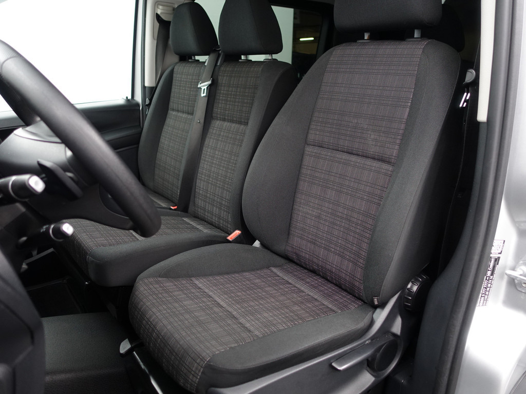 
Mercedes-Benz Vito 116 CDI Extra Lang AMG Night Edition Aut- Dubbele Cabine, 6 Pers, Xenon Led Matrix, Dynamic Select, Cruise, Trekhaak vol									