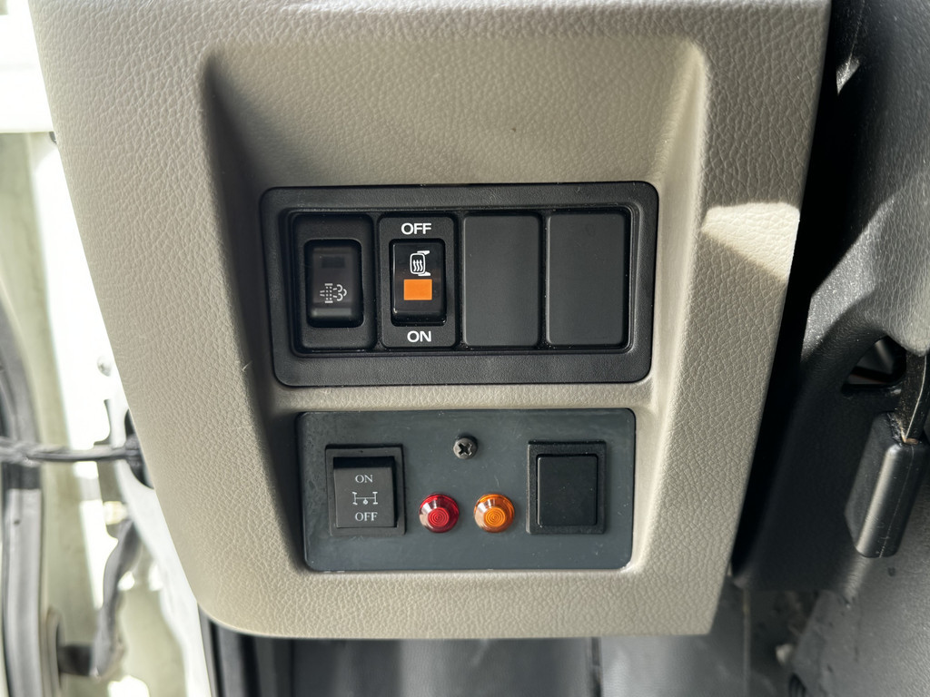 
Nissan Cabstar 3.0 dCi eev 45.15 290 verhuislift Bocker 26-meter, stempels, 45dkm vol									