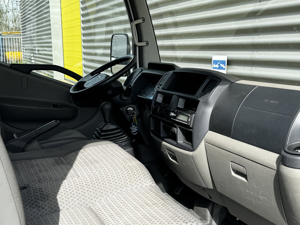 
Nissan Cabstar 3.0 dCi eev 45.15 290 verhuislift Bocker 26-meter, stempels, 45dkm vol									