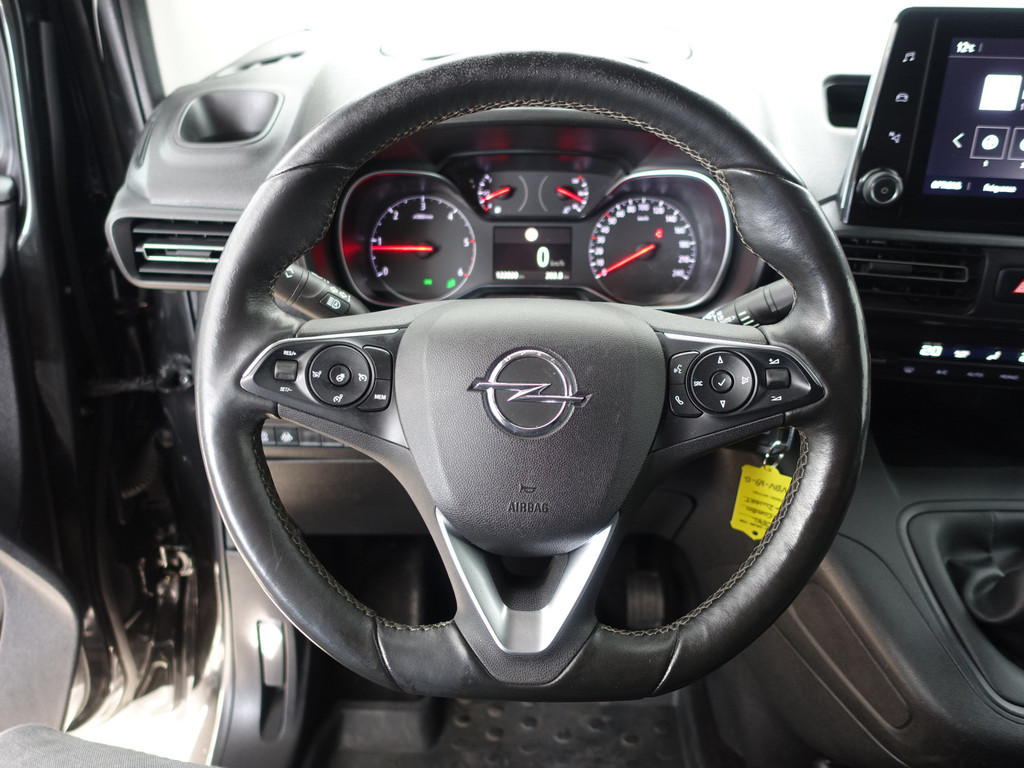 
Opel Combo 1.5D Euro 6 L2 Sport Edition- 3 Pers, Sport Leder, Stuurverwarming, Camera, Park Assist, Grijs Kenteken vol									