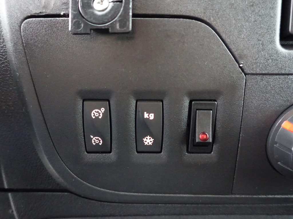 
Opel Movano 2.3 CDTI L2H2 Aut- Cruise, Clima, Parrot, Spiegel pakket, Grijs kenteken vol									