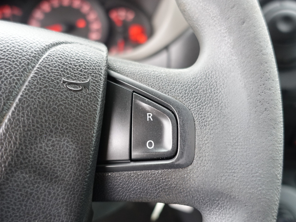 
Opel Movano 2.3 CDTI L2H2 Aut- Cruise, Clima, Parrot, Spiegel pakket, Grijs kenteken vol									