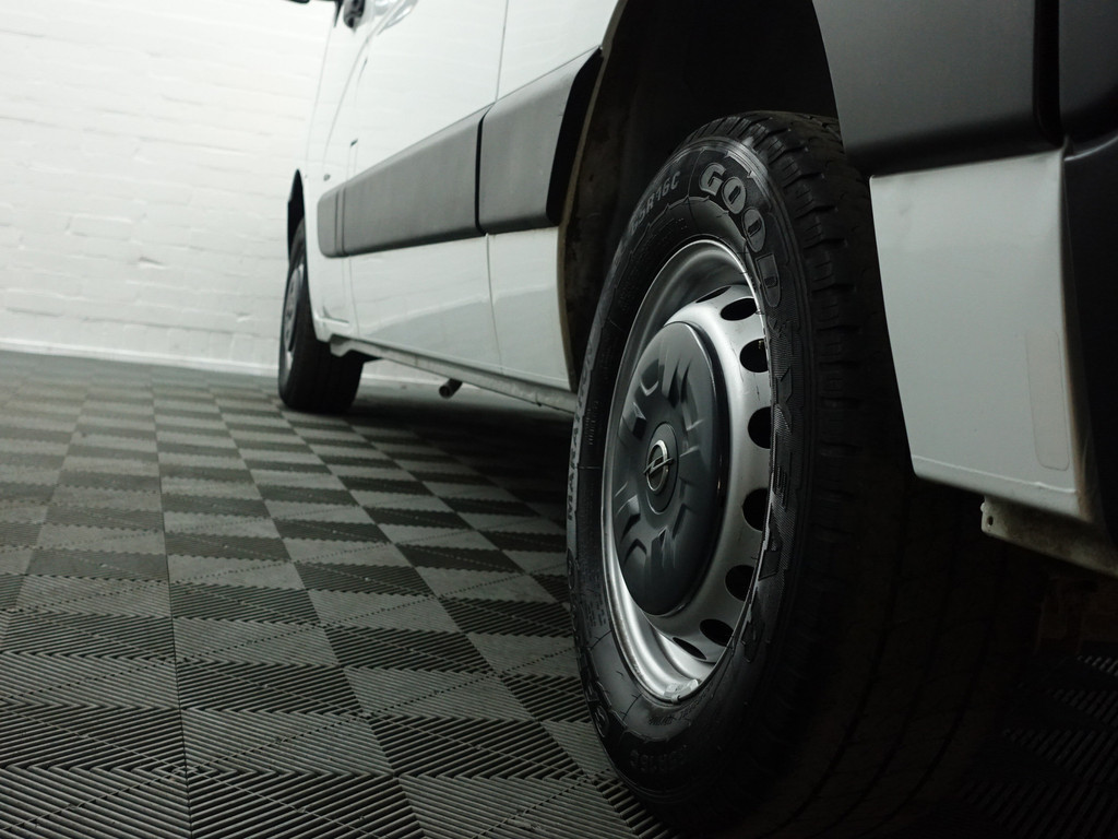 
Opel Movano 2.3 CDTI L2H2 Aut- Cruise, Clima, Parrot, Spiegel pakket, Grijs kenteken vol									