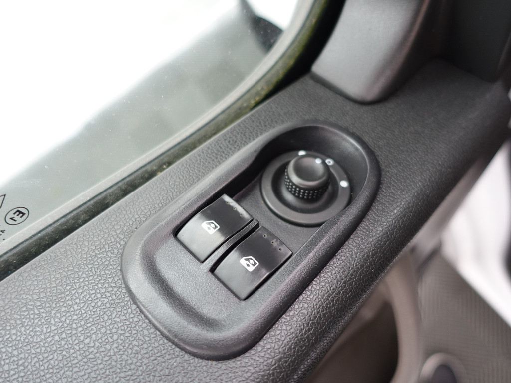 
Opel Movano 2.3 CDTI L2H3 Aut- 2/3 Pers, Cruise, Comfort Interieur, Clima, Elek Pakket vol									