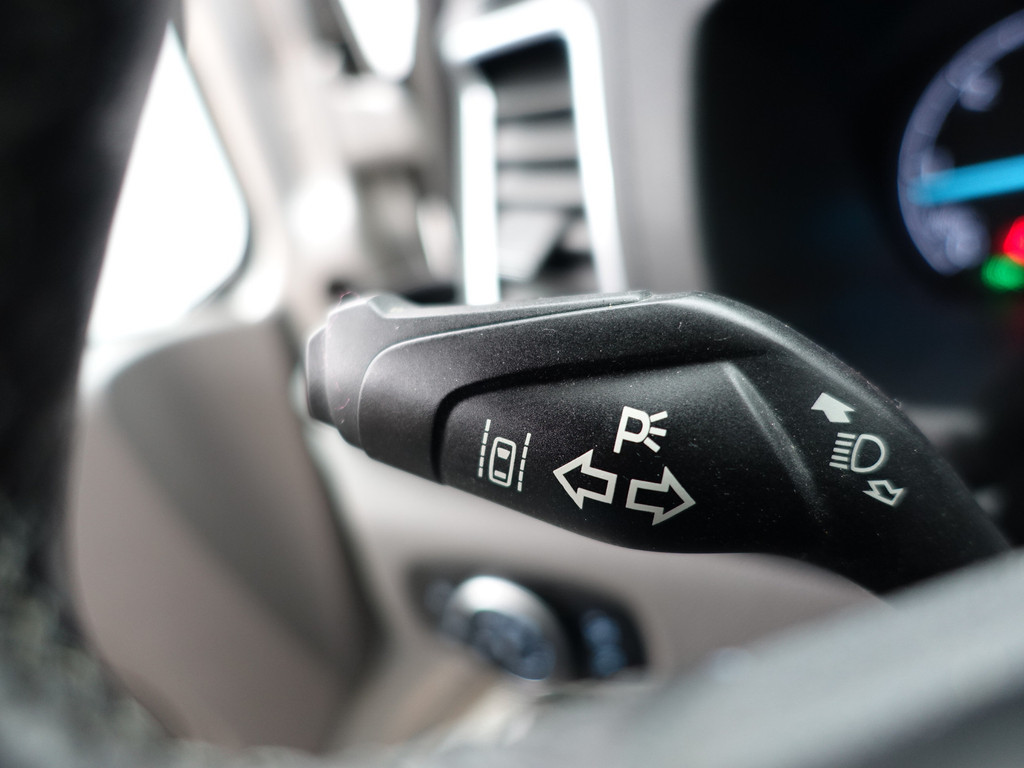 
Ford Transit Custom 280 2.0 TDCI Euro 6 ST-Line Aut- 3 Pers, Design Leder, Led, Camera, Lane Assist, CarPlay, Navi vol									