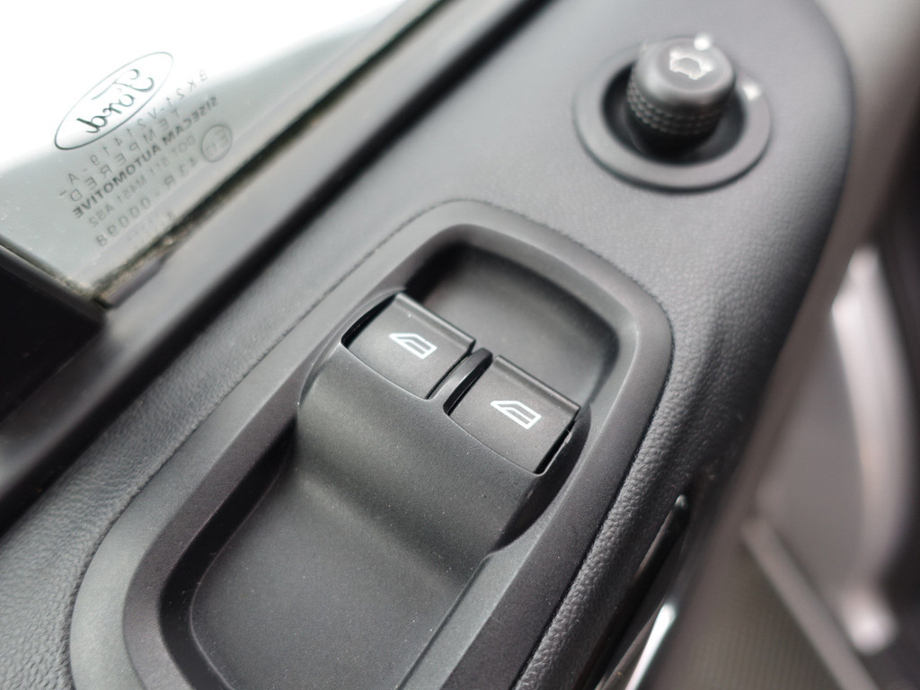 
Ford Transit Custom 280 2.0 TDCI Euro 6 ST-Line Aut- 3 Pers, Design Leder, Led, Camera, Lane Assist, CarPlay, Navi vol									