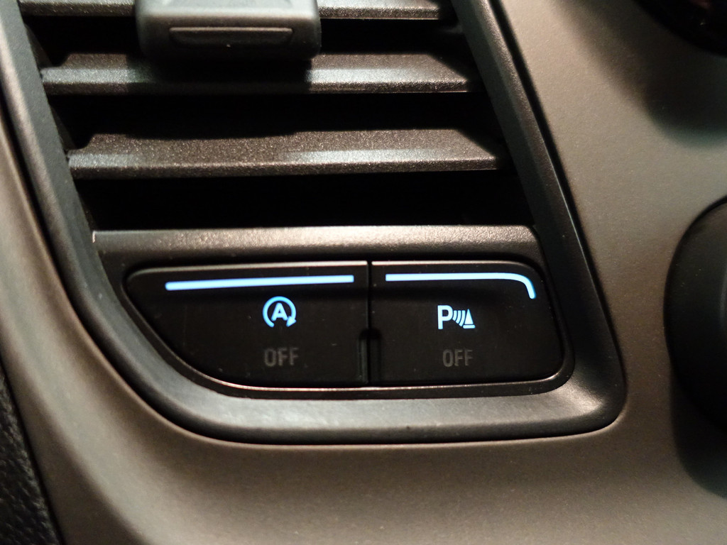 
Ford Transit Custom 320 2.0 TDCI Euro 6 Sportline- 3 Pers, Carplay, Navi, Park Assist, Cruise, Clima, Grijs Kenteken vol									