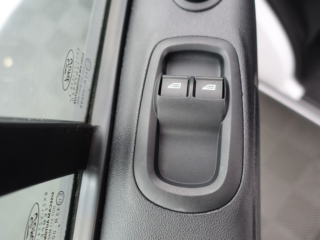 
Ford Transit Custom 280 2.0 TDCI Euro 6 Sportline- 3 Pers, Xenon Led, Navi, Park Assist, Trekhaak vol									