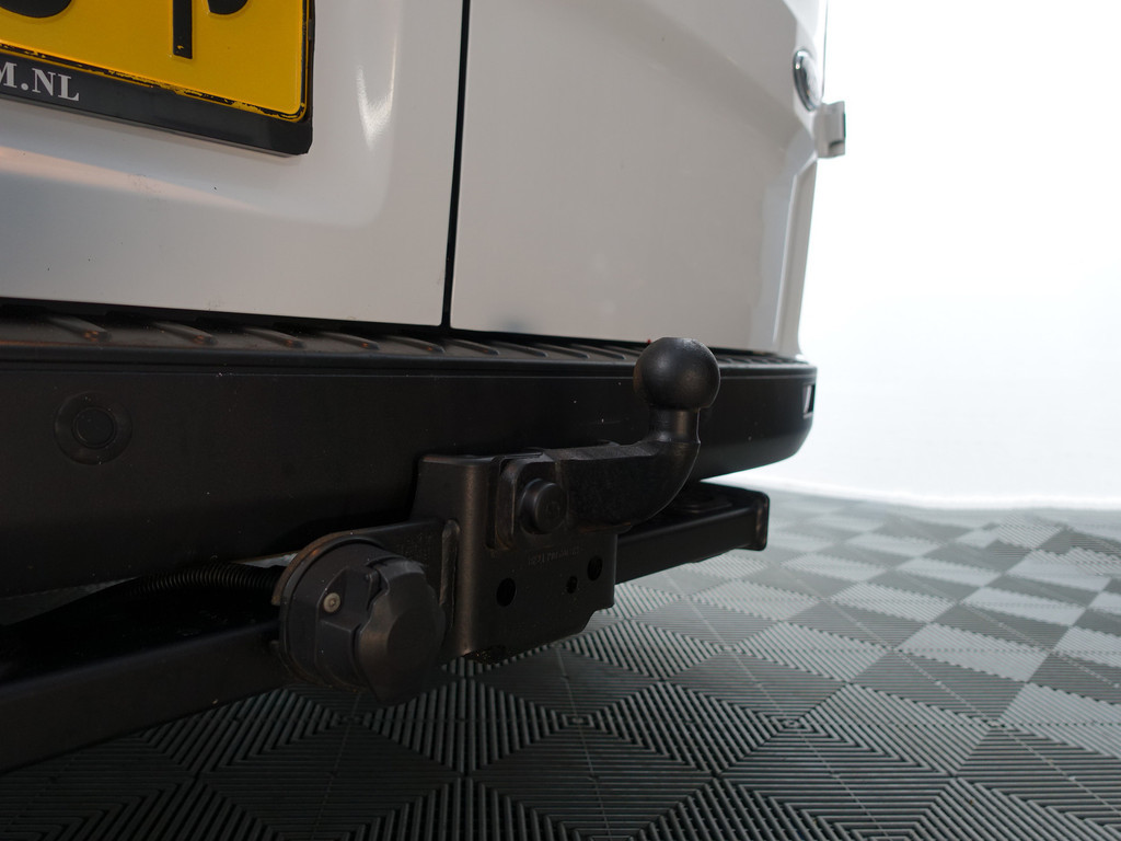 
Ford Transit Custom 280 2.0 TDCI Euro 6 Sportline- 3 Pers, Xenon Led, Navi, Park Assist, Trekhaak vol									