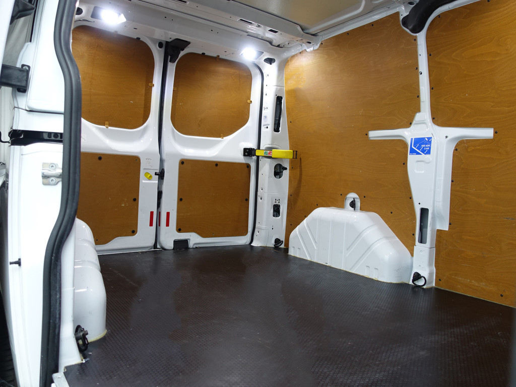 
Ford Transit Custom 280 2.0 TDCI Euro 6 Sportline- 3 Pers, Xenon Led, Navi, Park Assist, Trekhaak vol									