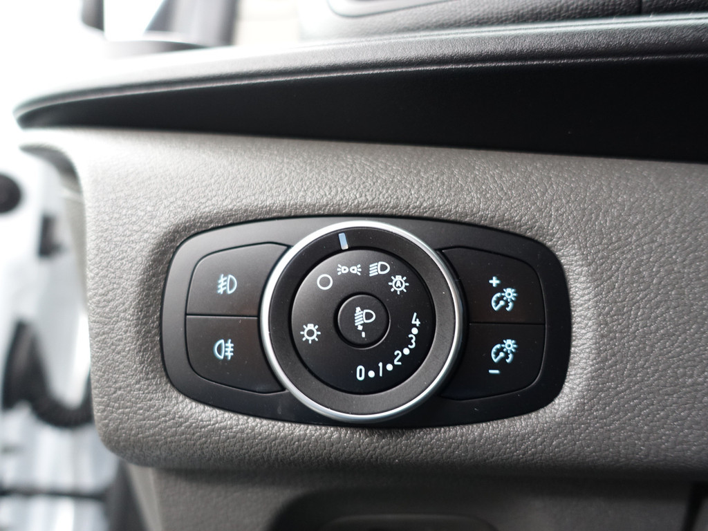 
Ford Transit Custom 300 2.0 TDCI Euro 6 L2 Sportline- Dubbele Cabine, 5/6 Pers, Xenon Led, Stoelverwarming, Clima, Mf Stuur vol									