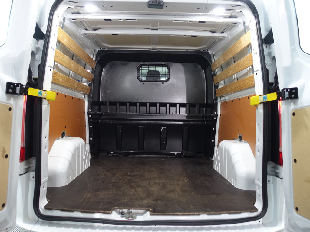
Ford Transit Custom 300 2.0 TDCI Euro 6 L2 Sportline- Dubbele Cabine, 5/6 Pers, Xenon Led, Stoelverwarming, Clima, Mf Stuur vol									