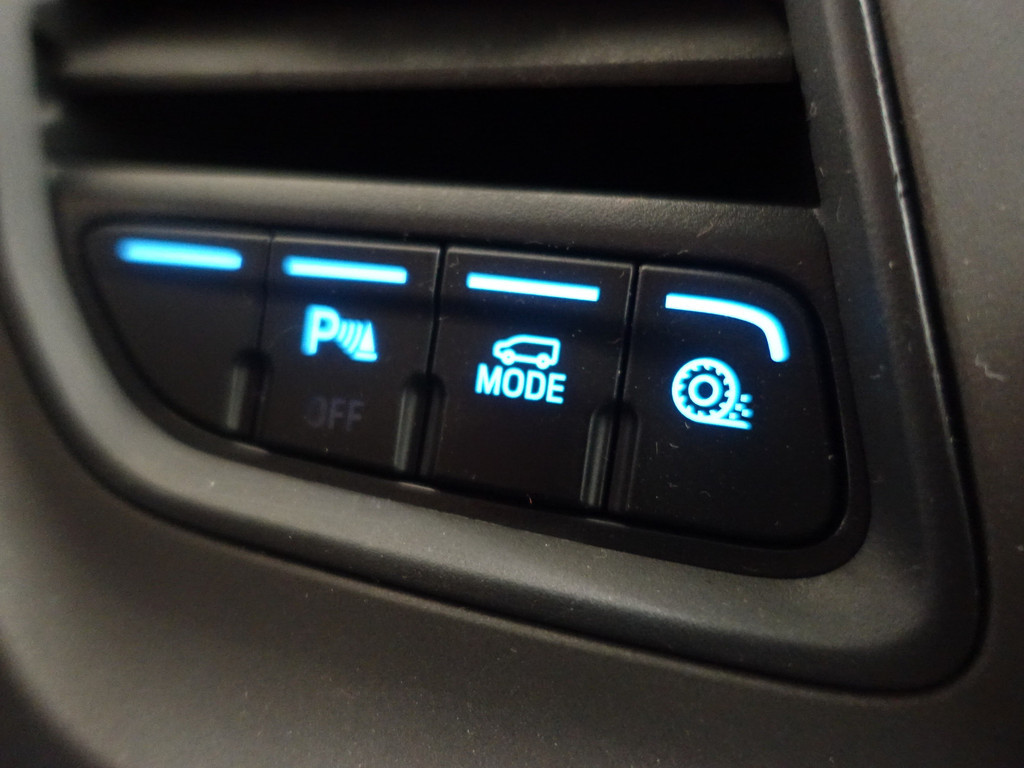 
Ford Transit Custom 280 2.0 TDCI Euro 6 Sportline- 3 Pers, Clima, Led, Cruise, Bluetooth, Drive select, Grijs kenteken vol									