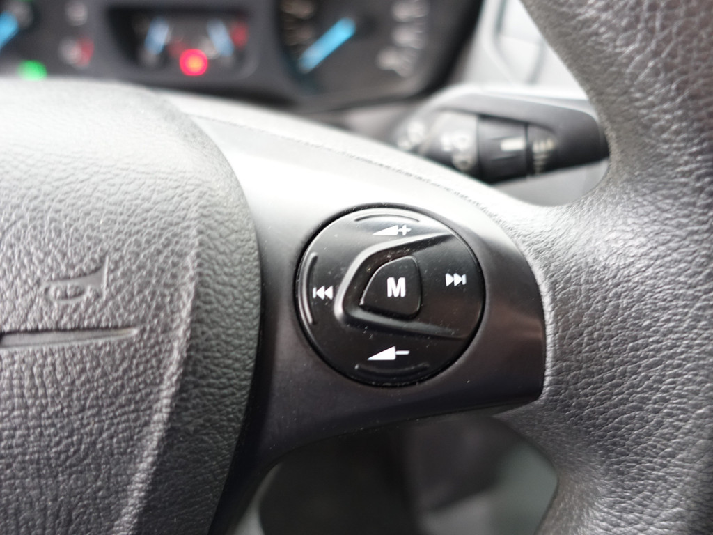 
Ford Transit Custom 290 2.2 TDCI L2 Edition- 3 Pers, Bluetooth Audio, Cruise, Clima, Elek Pakket, Grijs kenteken vol									