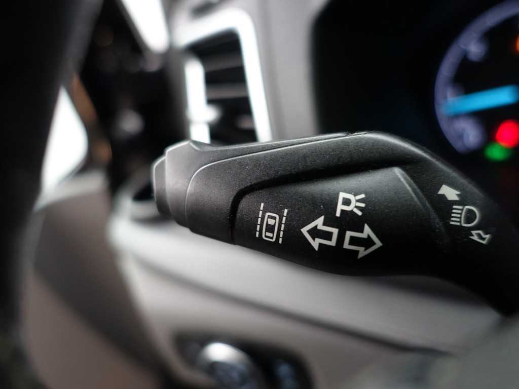 
Ford Transit Custom 300 2.0 TDCI L2 ST Line Aut- Dubbele Cabine, 5/6 Pers, 2x Schuifdeur, CarPlay, Led, Camera, Stoelverwarming vol									