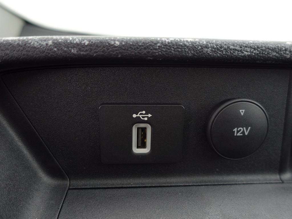 
Ford Transit Custom 340 2.0 TDCI Euro 6 L2 Limited- 2x Schuifdeur, 3 Pers, Xenon Led, Carplay, Dynamic Select, Imperiaal, Lane Assist vol									