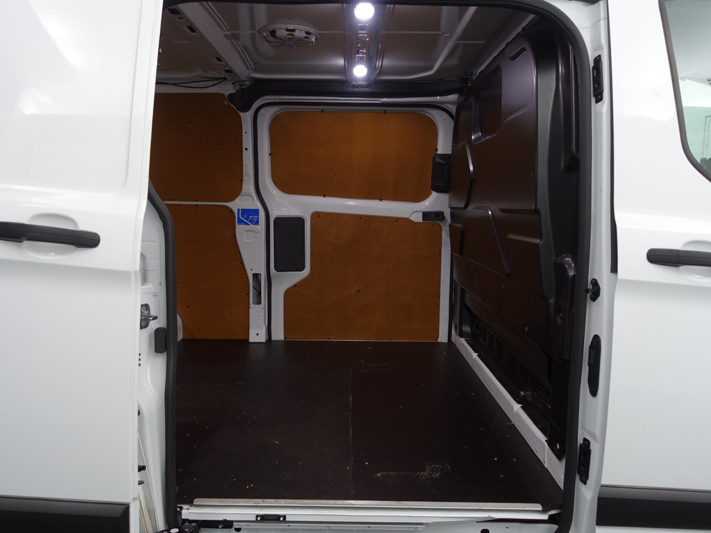 
Ford Transit Custom 340 2.0 TDCI Euro 6 L2 Limited- 2x Schuifdeur, 3 Pers, Xenon Led, Carplay, Dynamic Select, Imperiaal, Lane Assist vol									