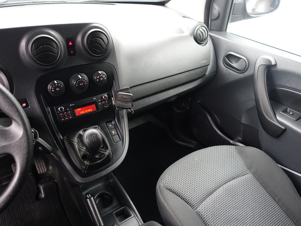 
Mercedes-Benz Citan 109 CDI Euro 6 AMG Night Edition- Clima, Bluetooth Audio, Elek Pakket, Grijs kenteken vol									